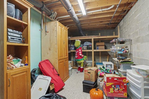 Tiny photo for 922 Fairway Drive, Howard, OH 43028 (MLS # 226029227)