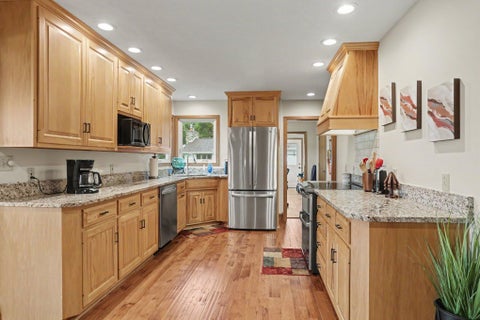 Tiny photo for 922 Fairway Drive, Howard, OH 43028 (MLS # 226029227)