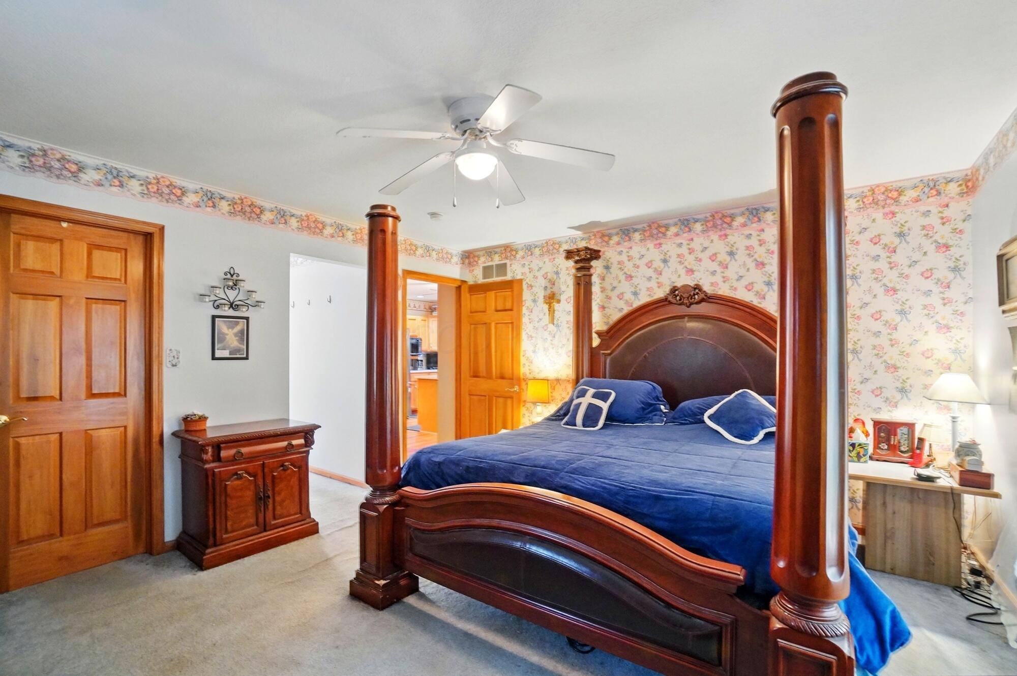 415 Yencer Street, Baltimore, Ohio image 25