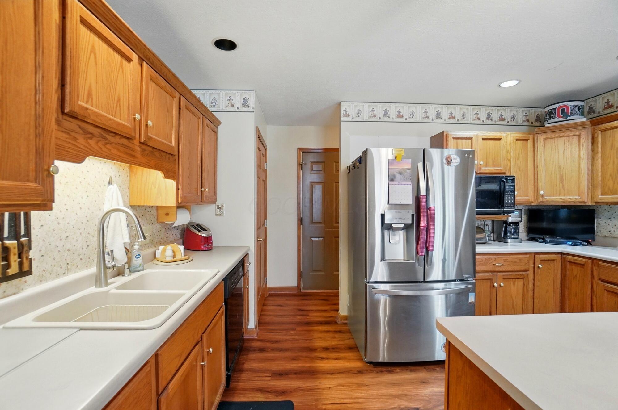 415 Yencer Street, Baltimore, Ohio image 20