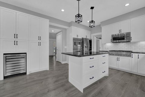 Tiny photo for 1060 Challis Springs Drive, New Albany, OH 43054 (MLS # 225042206)