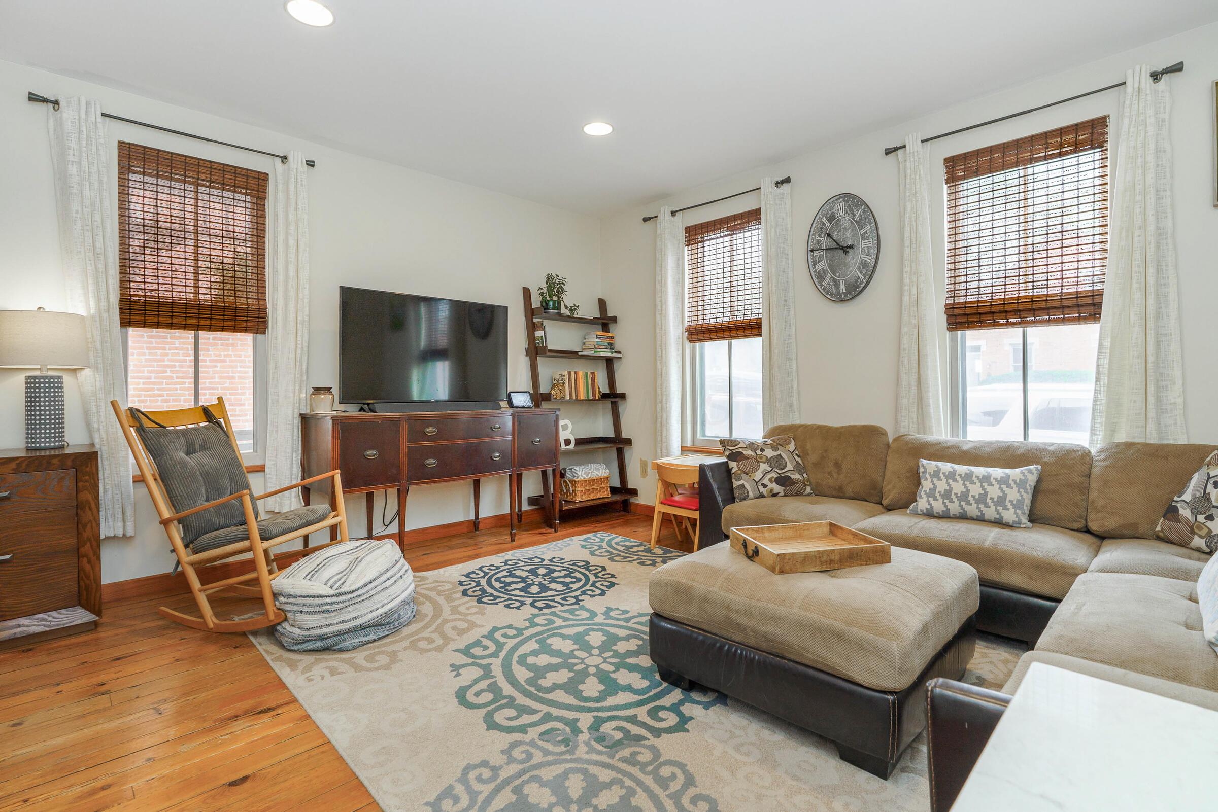 882 S 3rd Street, Columbus, Ohio image 3