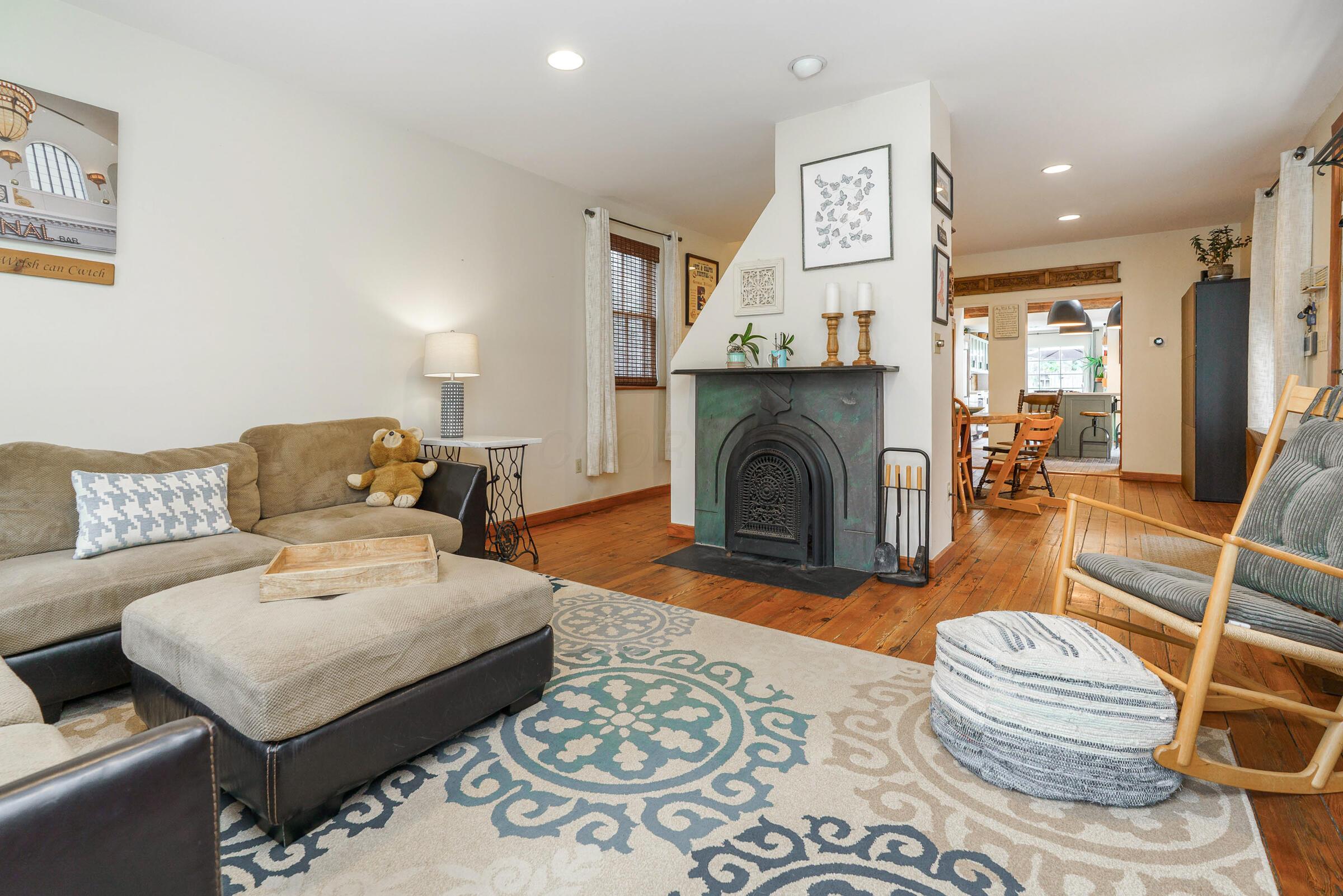 882 S 3rd Street, Columbus, Ohio image 4