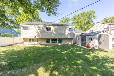 Tiny photo for 1310 Manfeld Drive, Columbus, OH 43227 (MLS # 226000782)