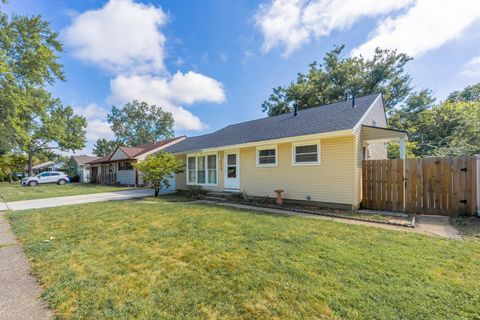 Photo of 1310 Manfeld Drive, Columbus, OH 43227 (MLS # 226000782)