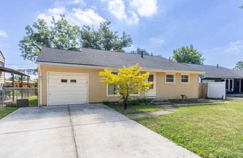 Tiny photo for 1310 Manfeld Drive, Columbus, OH 43227 (MLS # 226000782)