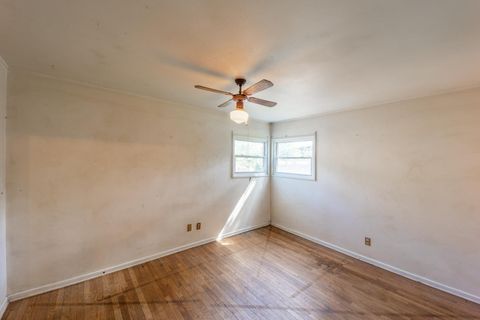 Tiny photo for 1310 Manfeld Drive, Columbus, OH 43227 (MLS # 226000782)