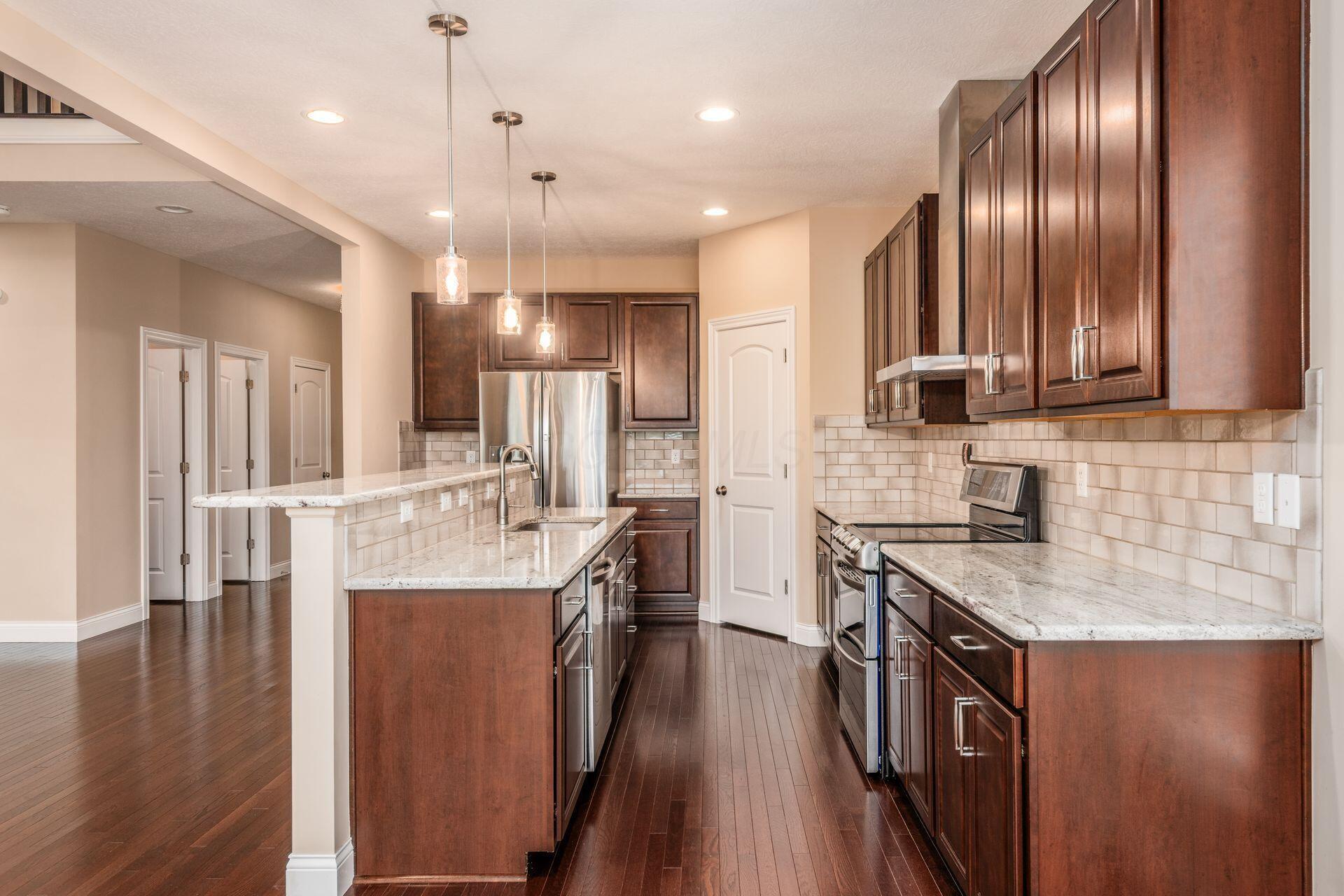 628 Willow Grove Drive, Delaware, Ohio image 16