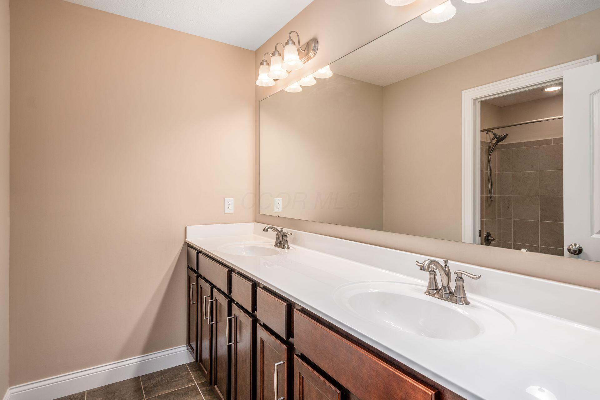 628 Willow Grove Drive, Delaware, Ohio image 39