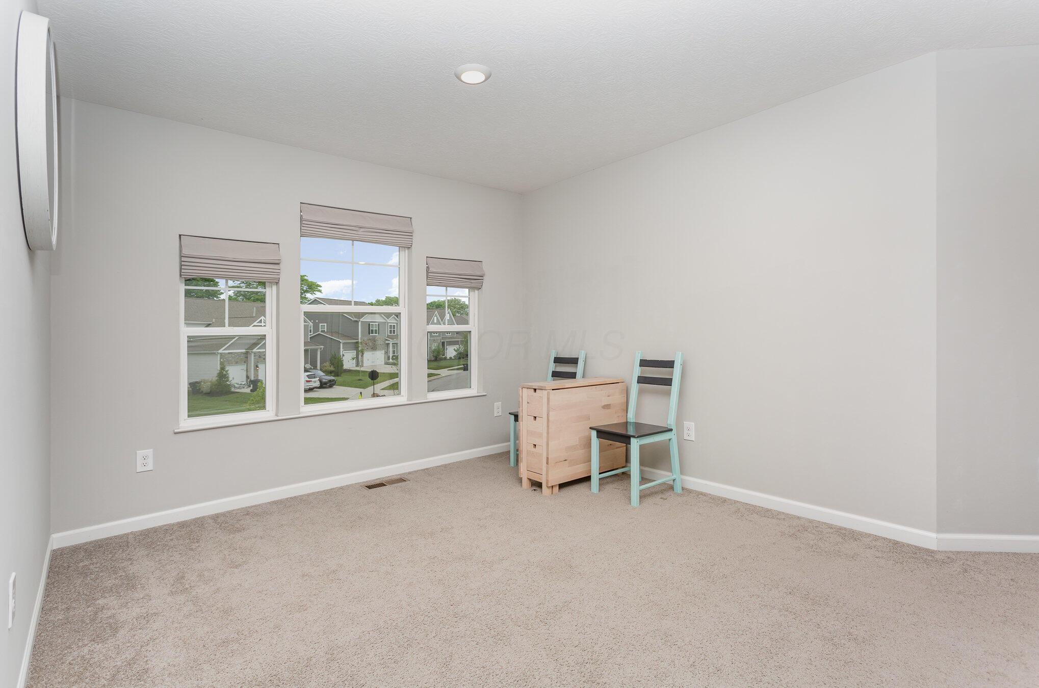 5892 Wynnewood Drive, Grove City, Ohio image 25