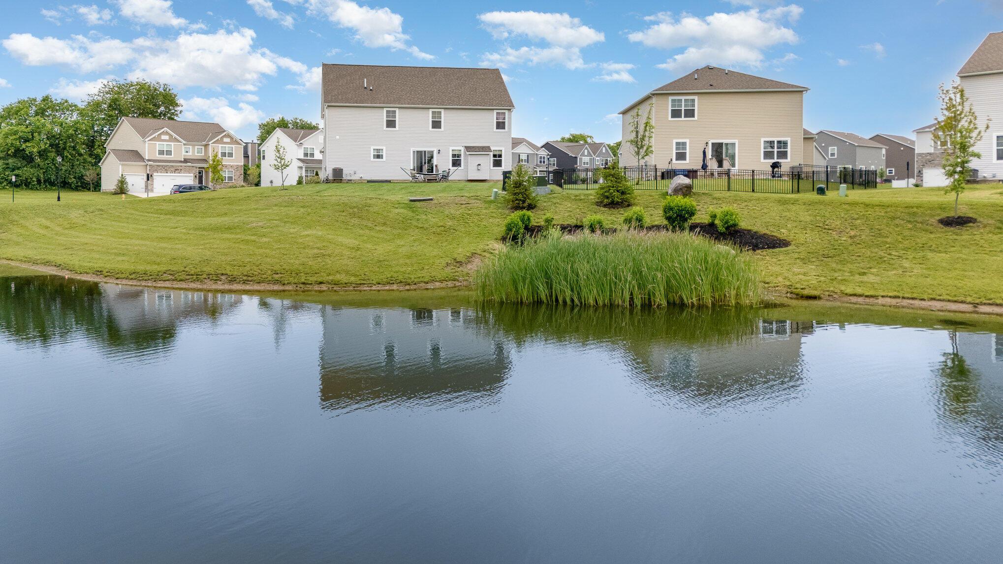 5892 Wynnewood Drive, Grove City, Ohio image 38