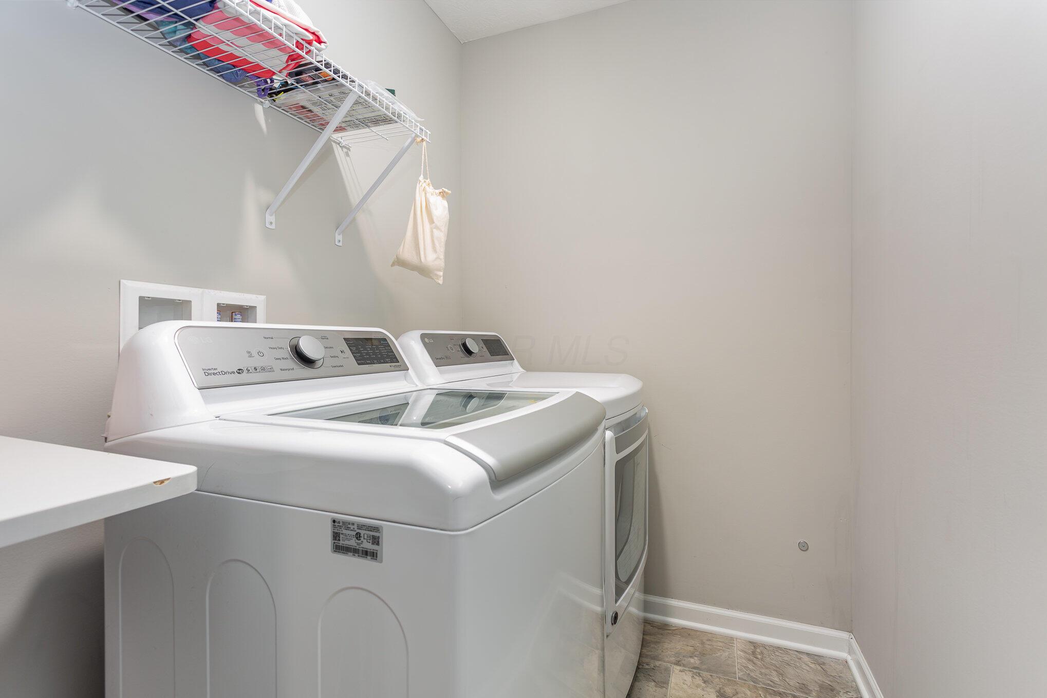 5892 Wynnewood Drive, Grove City, Ohio image 30