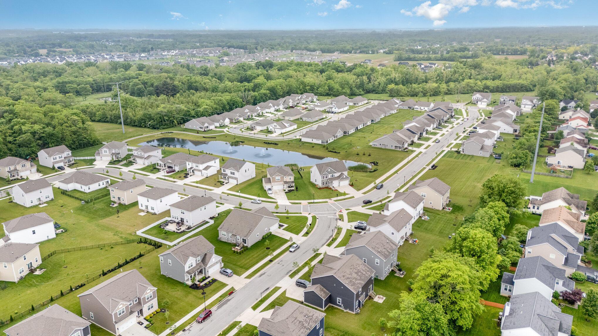 5892 Wynnewood Drive, Grove City, Ohio image 39