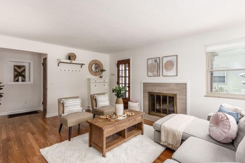 Tiny photo for 261 S Kellner Road, Columbus, OH 43209 (MLS # 225044625)