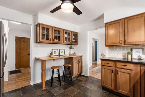 Tiny photo for 261 S Kellner Road, Columbus, OH 43209 (MLS # 225044625)