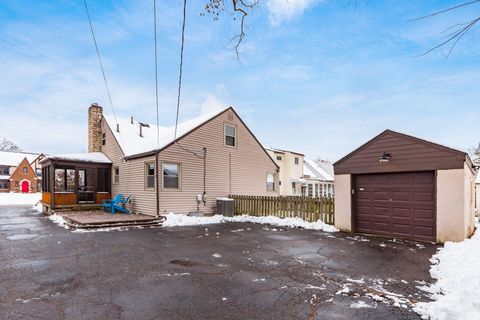 Tiny photo for 261 S Kellner Road, Columbus, OH 43209 (MLS # 225044625)