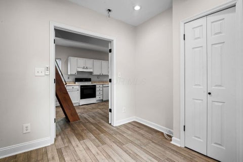 Tiny photo for 202 Leeds Alley, Columbus, OH 43202 (MLS # 226039343)
