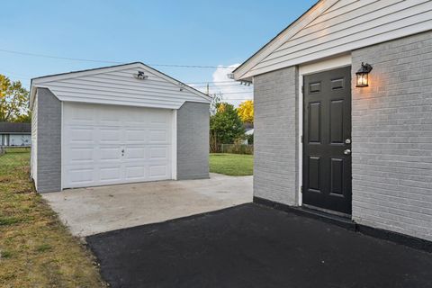 Tiny photo for 3955 E Fulton Street, Columbus, OH 43227 (MLS # 225037391)