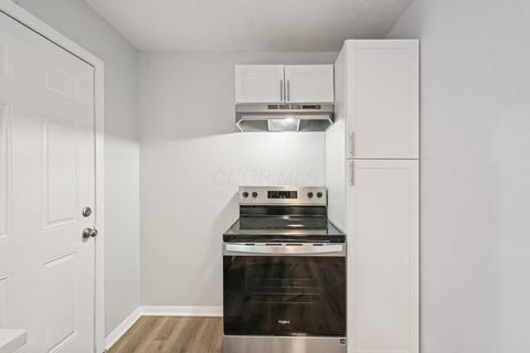 Tiny photo for 3955 E Fulton Street, Columbus, OH 43227 (MLS # 225037391)