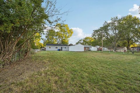 Tiny photo for 3955 E Fulton Street, Columbus, OH 43227 (MLS # 225037391)