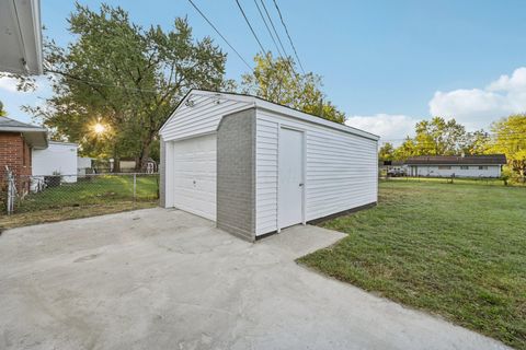 Tiny photo for 3955 E Fulton Street, Columbus, OH 43227 (MLS # 225037391)