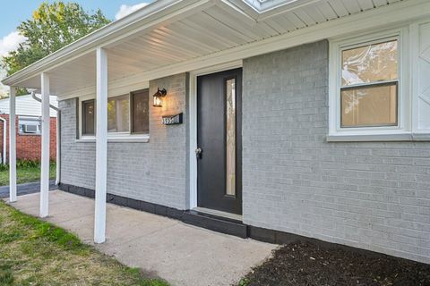 Tiny photo for 3955 E Fulton Street, Columbus, OH 43227 (MLS # 225037391)