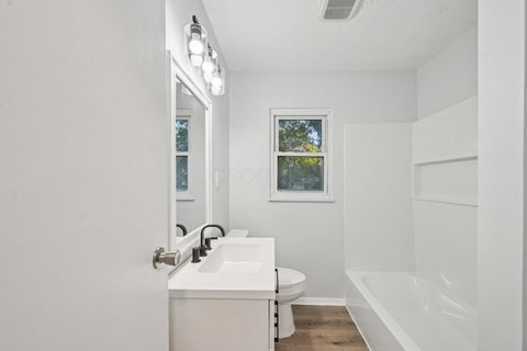 Tiny photo for 3955 E Fulton Street, Columbus, OH 43227 (MLS # 225037391)