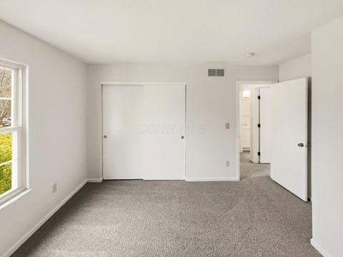 Tiny photo for 4517 Clayburn Drive W, Grove City, OH 43123 (MLS # 225041013)