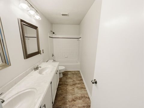 Tiny photo for 4517 Clayburn Drive W, Grove City, OH 43123 (MLS # 225041013)