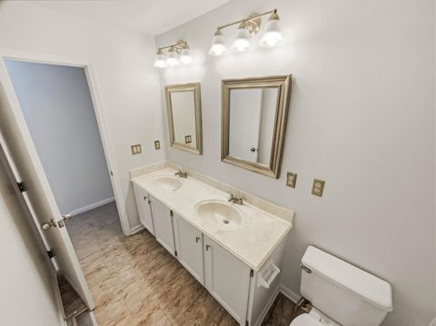 Tiny photo for 4517 Clayburn Drive W, Grove City, OH 43123 (MLS # 225041013)