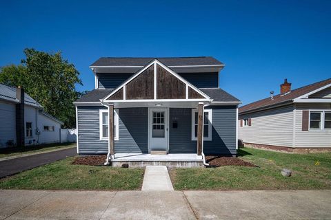 Photo of 1246 Rawlings Street, Washington Court House, OH 43160 (MLS # 225037804)