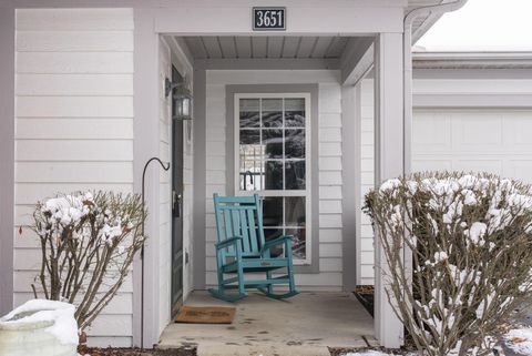 Tiny photo for 3651 Colonial Drive, Hilliard, OH 43026 (MLS # 225044736)