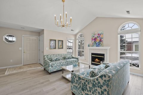 Tiny photo for 3651 Colonial Drive, Hilliard, OH 43026 (MLS # 225044736)