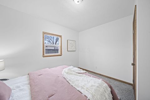 Tiny photo for 623 Glencroft Avenue, Chillicothe, OH 45601 (MLS # 225046283)