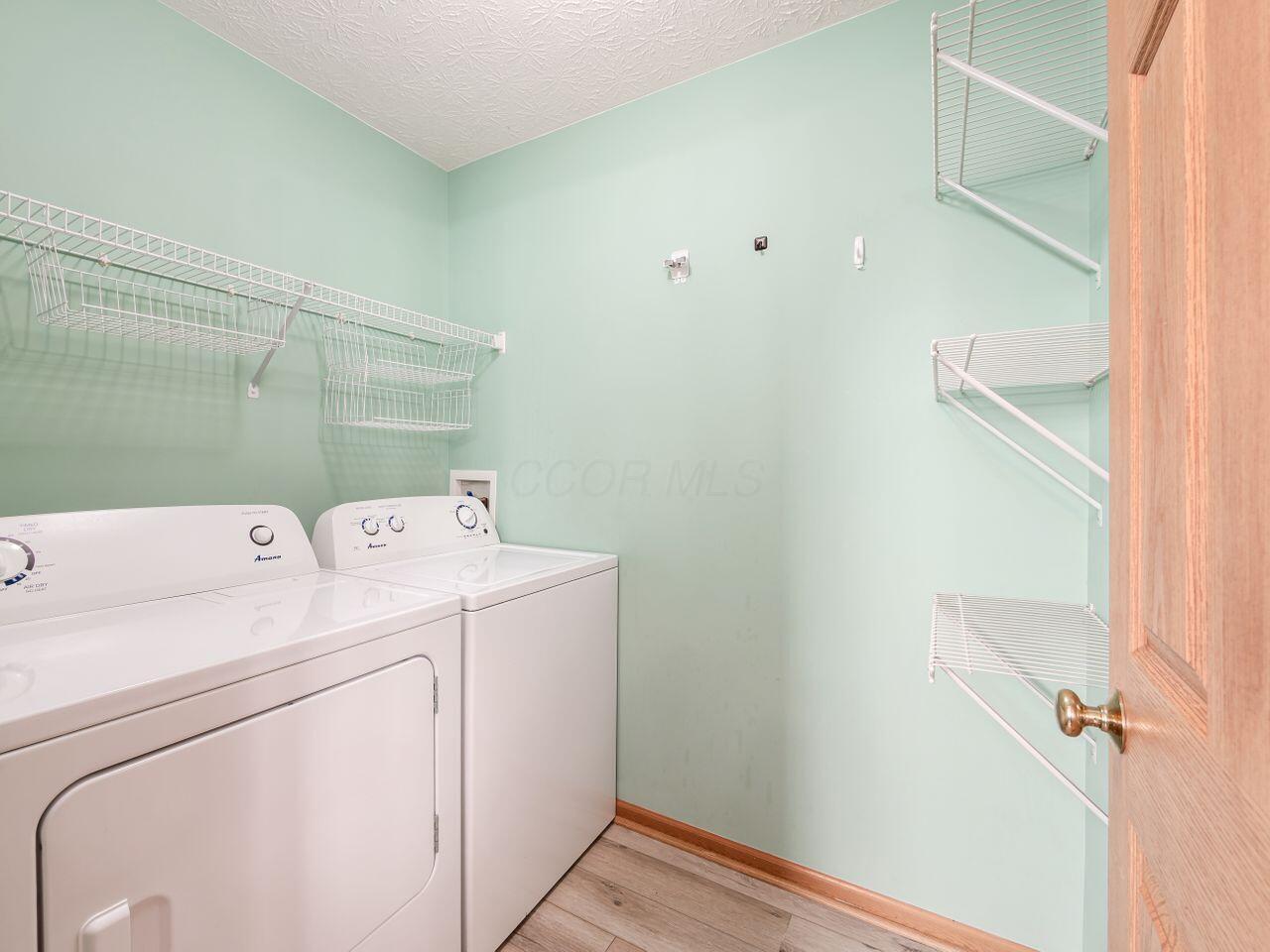 112 Brenden Loop, Delaware, Ohio image 21
