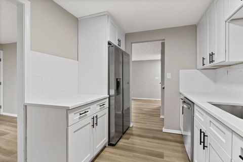 Tiny photo for 3852 Three Rivers Drive, Groveport, OH 43125 (MLS # 226000665)