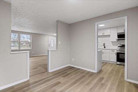 Tiny photo for 3852 Three Rivers Drive, Groveport, OH 43125 (MLS # 226000665)