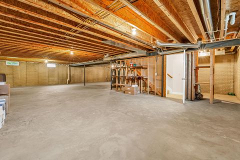 Tiny photo for 1010 Laketree Court E, Westerville, OH 43081 (MLS # 226019066)