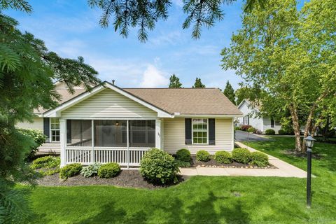 Photo of 8605 Victoria Meadow Lane, Reynoldsburg, OH 43068 (MLS # 226016289)