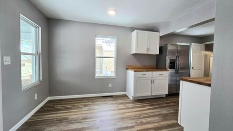 Tiny photo for 1739 Linwood Avenue, Columbus, OH 43207 (MLS # 225044791)