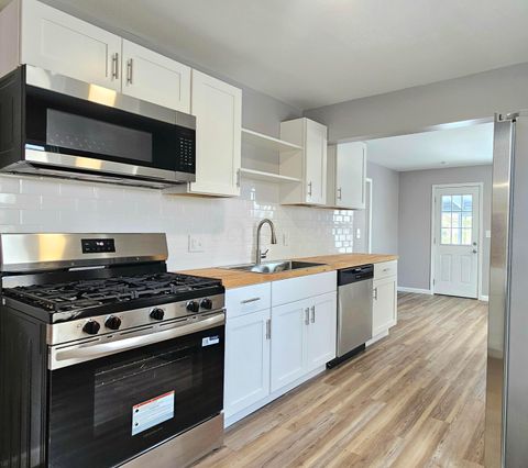 Tiny photo for 1739 Linwood Avenue, Columbus, OH 43207 (MLS # 225044791)