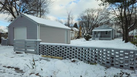 Tiny photo for 1739 Linwood Avenue, Columbus, OH 43207 (MLS # 225044791)