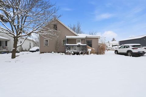 Tiny photo for 614 Garfield Avenue, Bellefontaine, OH 43311 (MLS # 225045453)