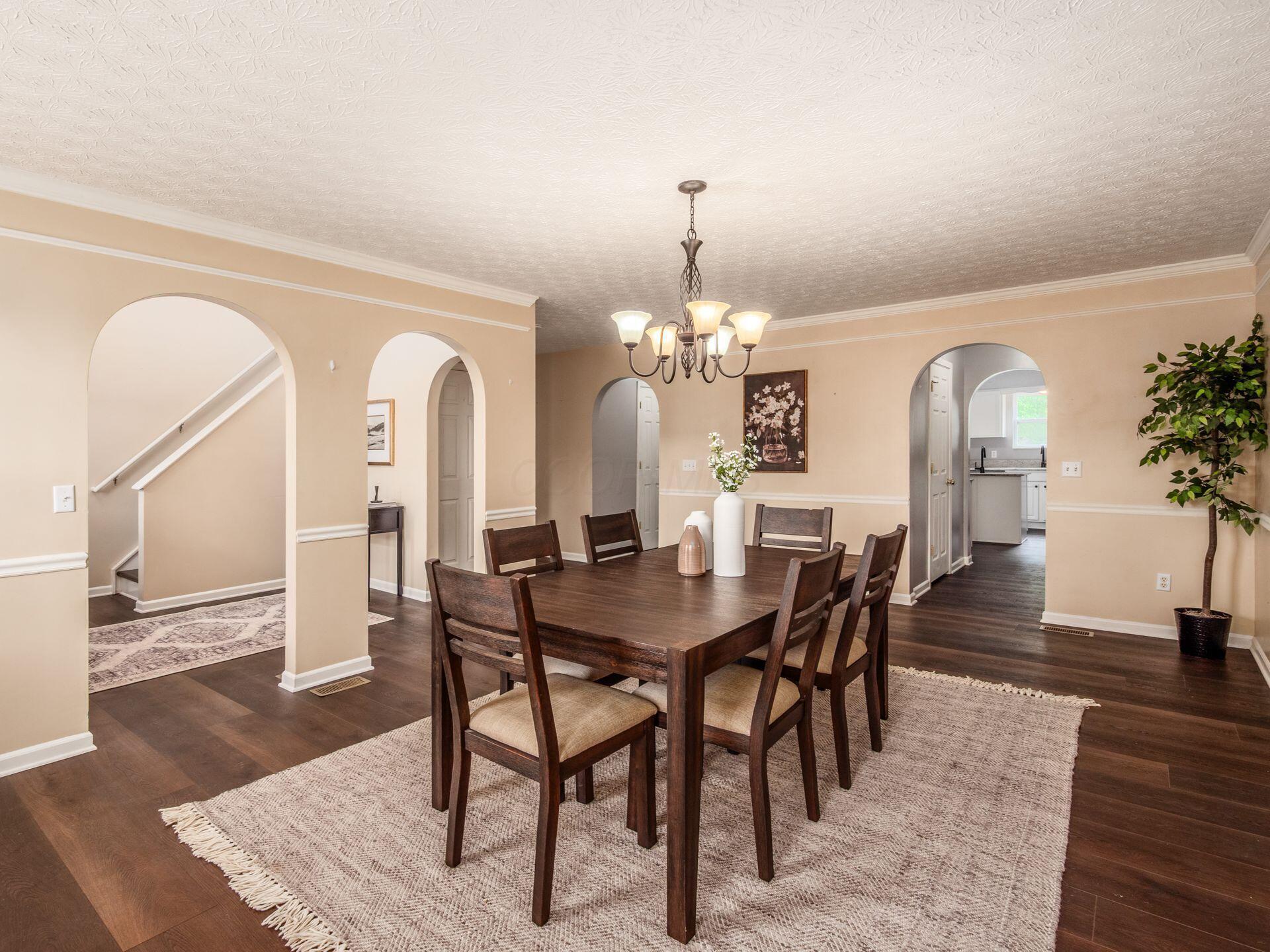 122 Deer Path Court, Pataskala, Ohio image 3