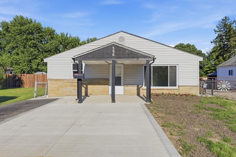 Photo of 396 Pasadena Avenue, Columbus, OH 43228 (MLS # 226020797)