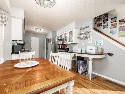 Tiny photo for 6008 Wexford Park Drive, Columbus, OH 43228 (MLS # 226000777)