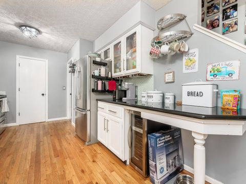 Tiny photo for 6008 Wexford Park Drive, Columbus, OH 43228 (MLS # 226000777)