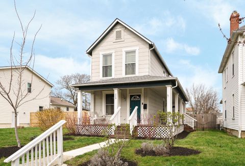 Photo of 330 E Morrill Avenue, Columbus, OH 43207 (MLS # 226006527)