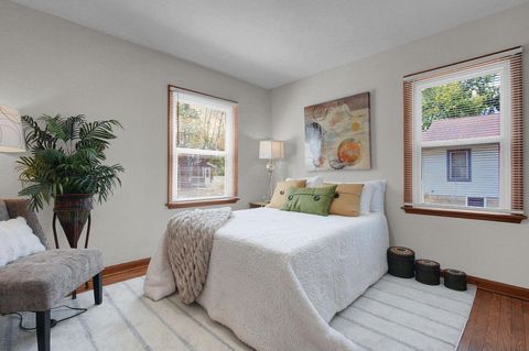 Tiny photo for 1560 Garling Avenue, Columbus, OH 43223 (MLS # 226000524)