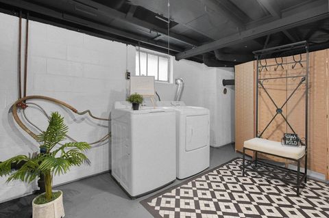 Tiny photo for 1560 Garling Avenue, Columbus, OH 43223 (MLS # 226000524)